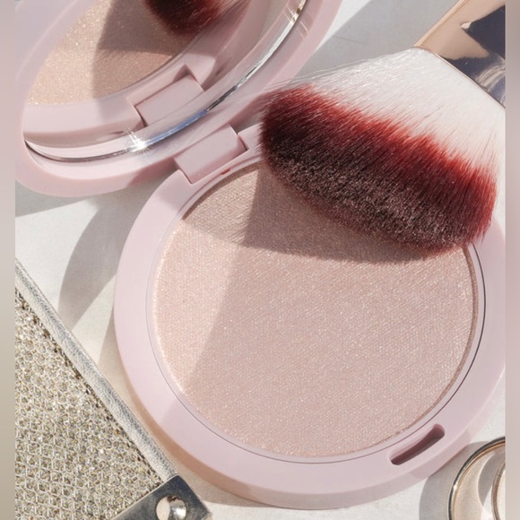 WANDER BEAUTY Wanderess Glow Highlighter
(After Hours) - Picture 11 of 13